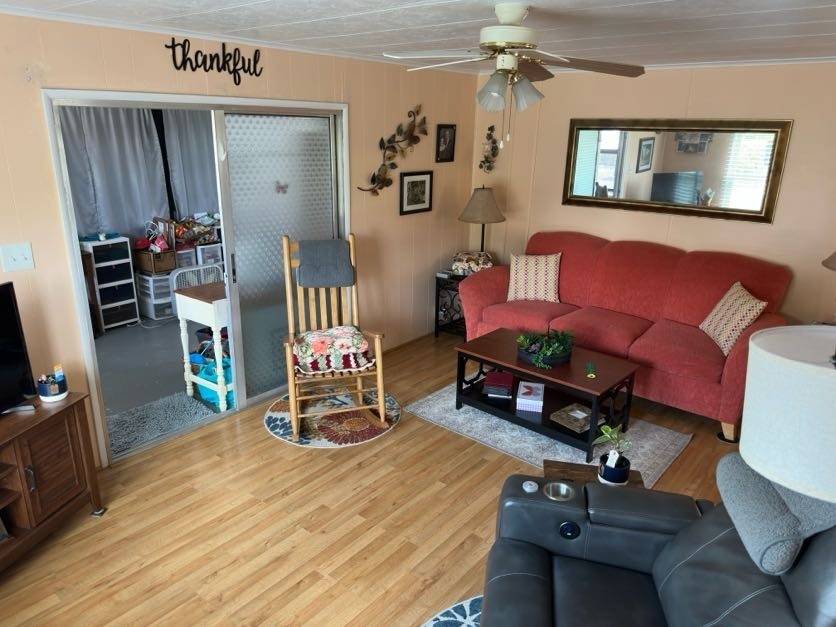162 Zermatt Drive a Winter Haven, FL Mobile or Manufactured Home for Sale